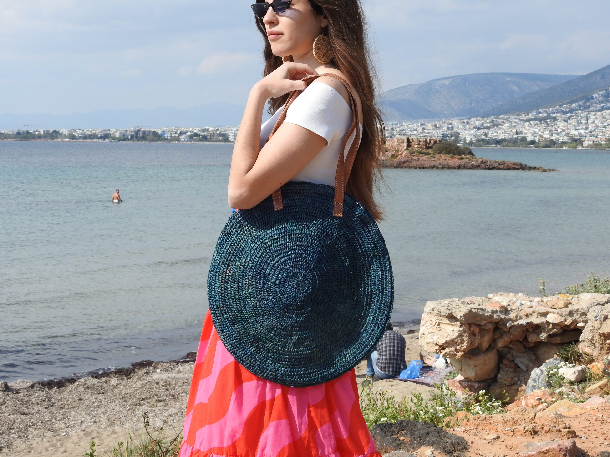 Jessica Round Raffia Handbag – Handmade Crochet Bag from Madagascar - Image 3